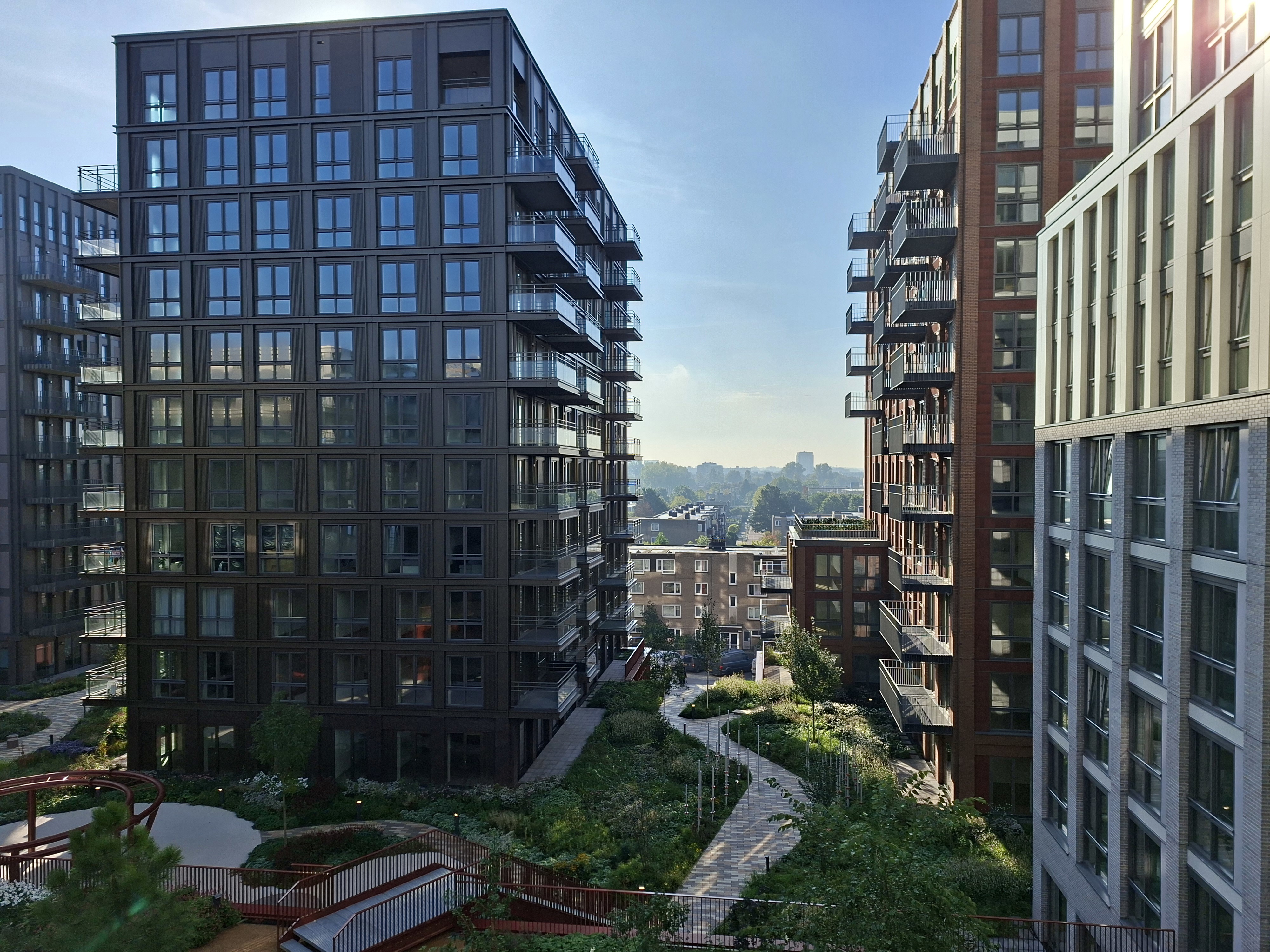 De binnentuin van MIX vanuit LIME gezien