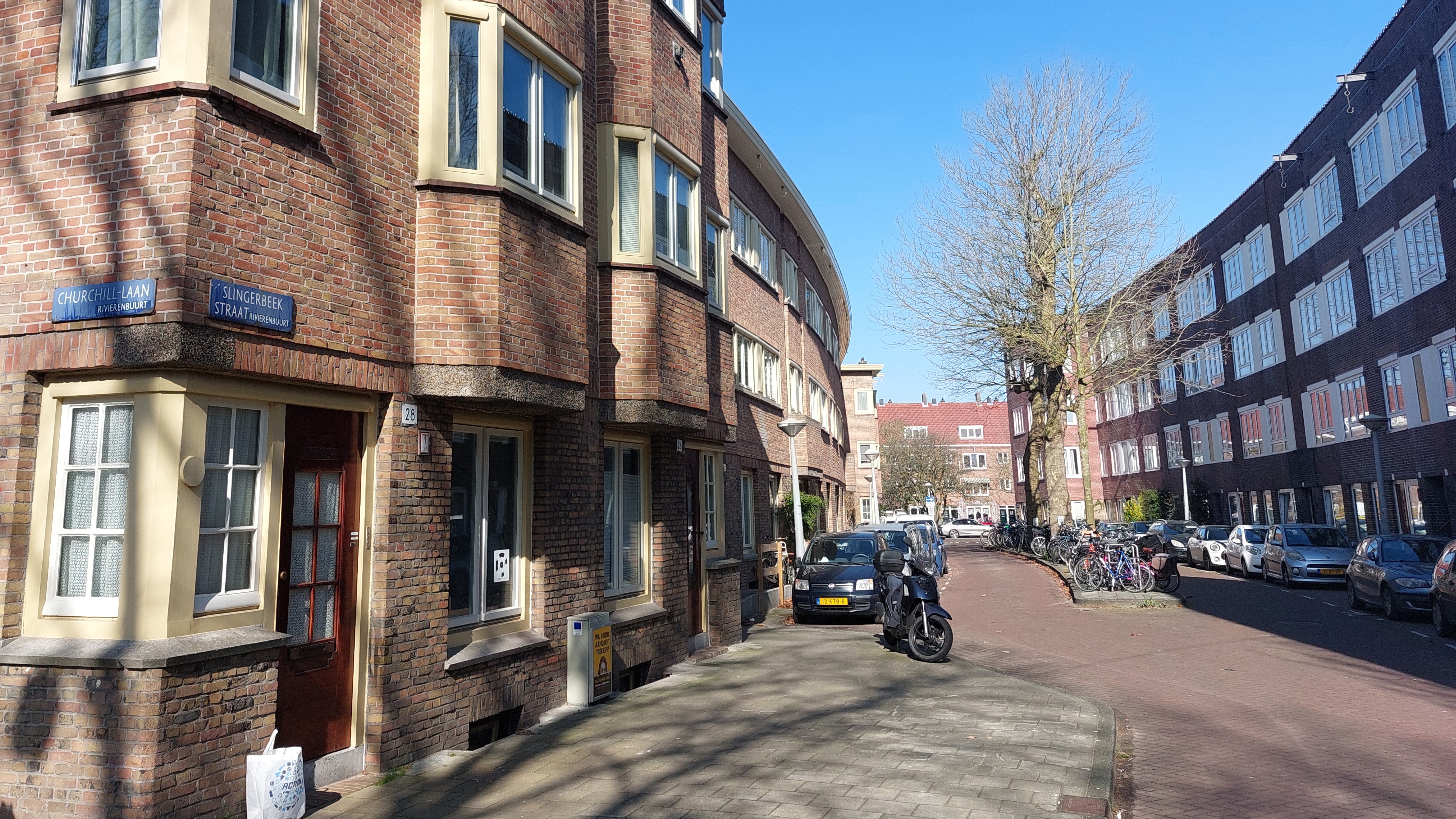 Hoek Churchilllaan en Slingerbeekstraat