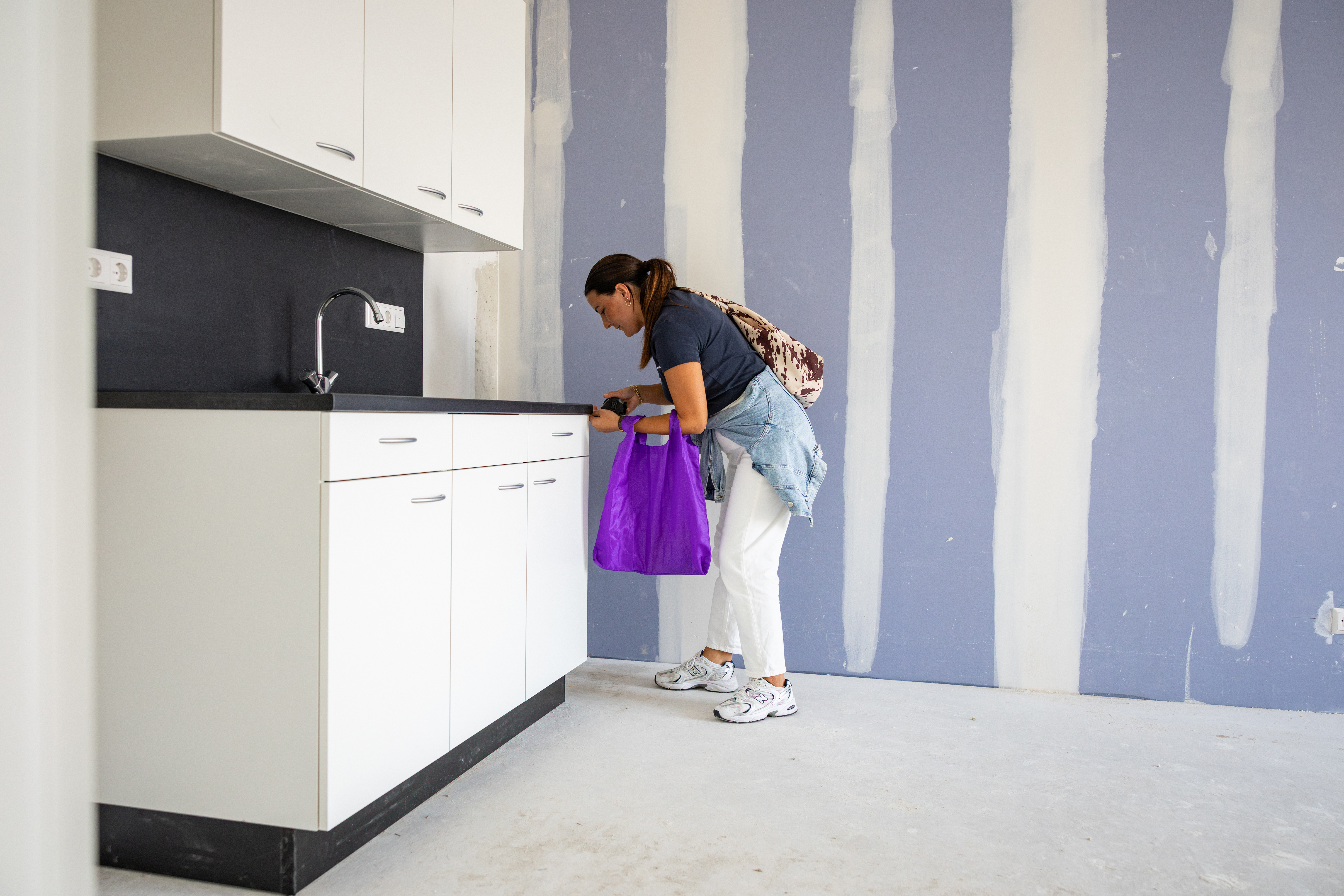 Bewoners kregen een tasje met o.a. een rolmaatje