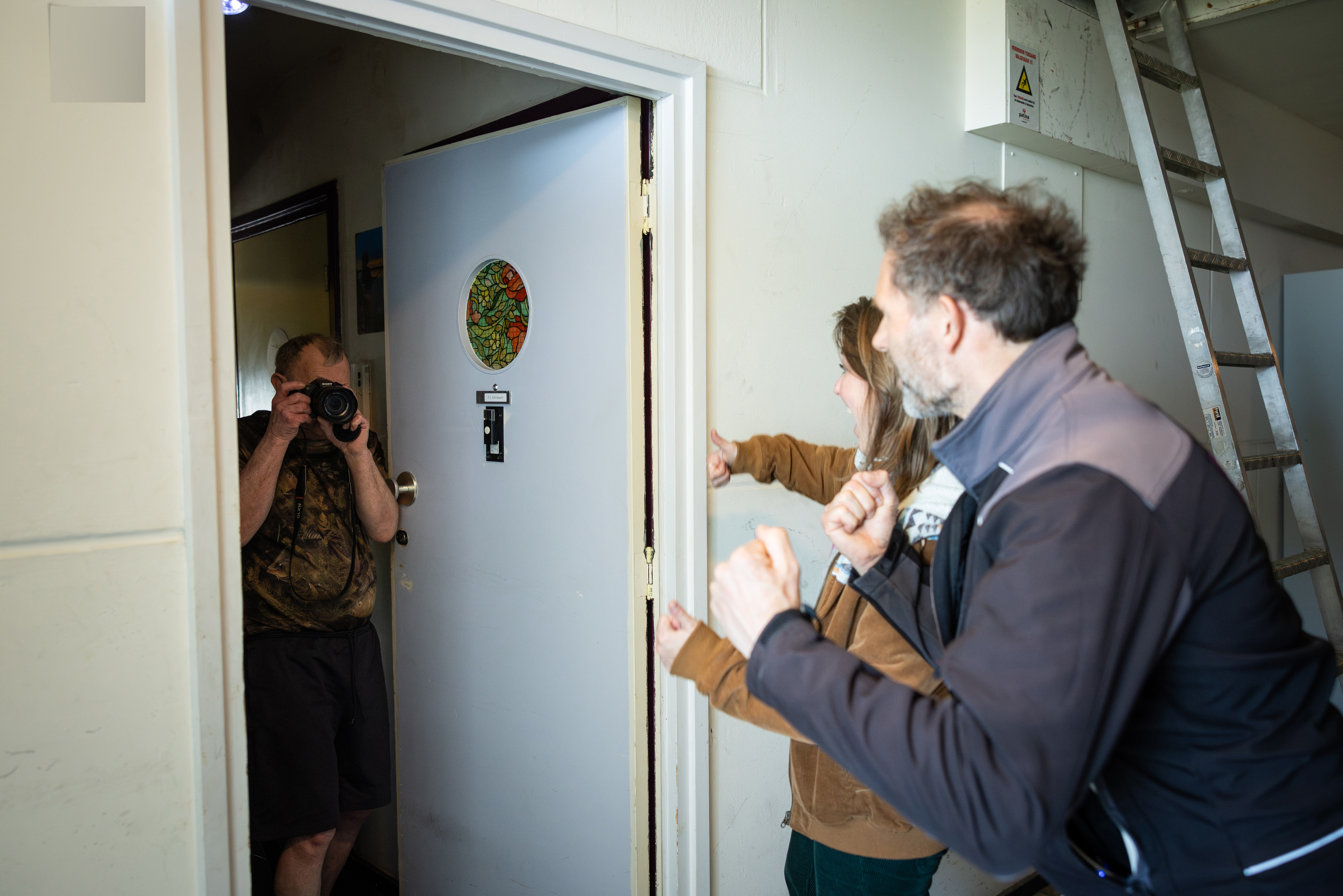 Wim: "een bewoner wilde ons op de foto zetten met zijn camera"