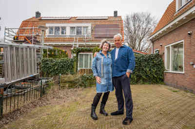 240123 Rode Zonnepanelen Maanstraat Fotopool RT 26